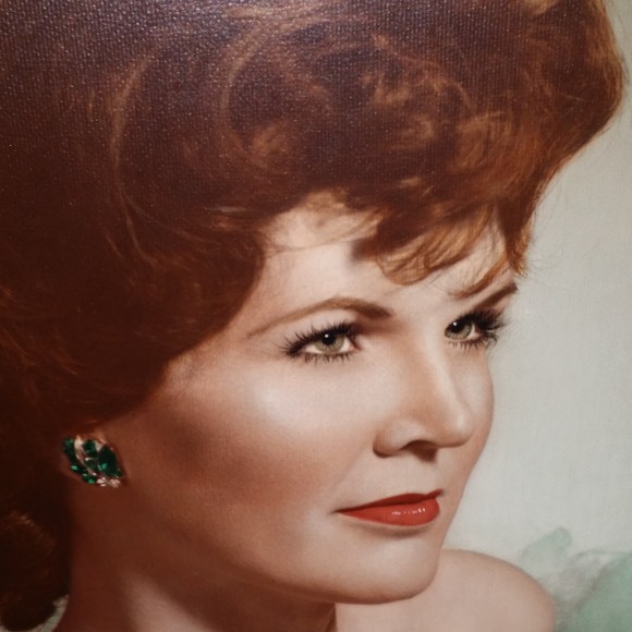 Meet your Posher, Margaret - Picture 1 of 1